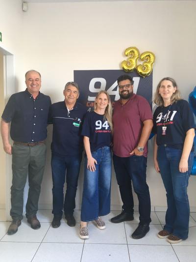 Campo Abeto FM estÃ¡ com programaÃ§Ã£o especial dos 33 anos